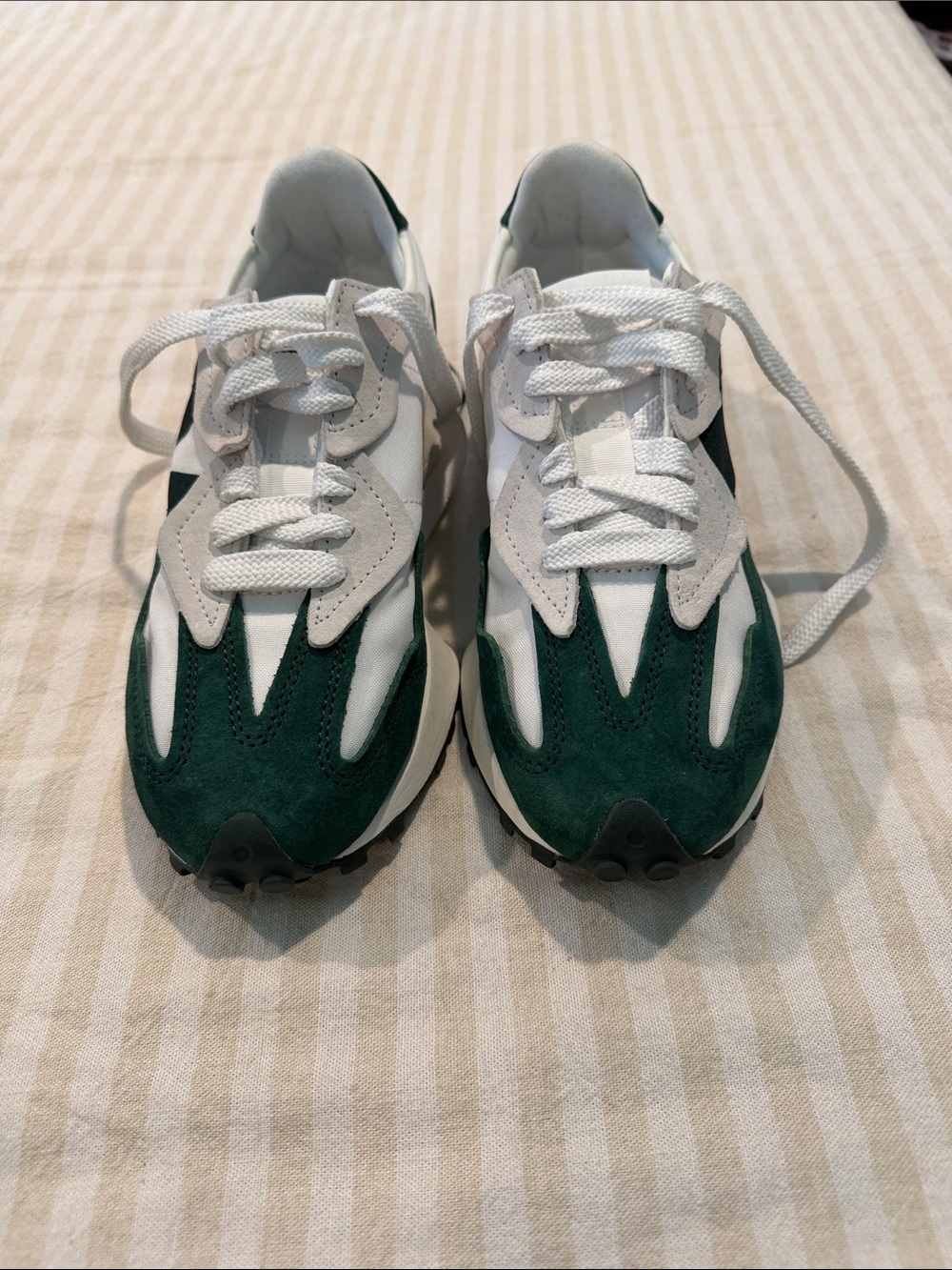 New Balance The Intelligent Choice 327 Forest Green & White Sneakers - Picture 3 of 9